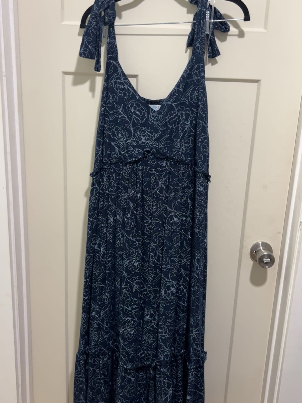 Old Navy Navy & White Floral Tie-Shoulder Maxi Dress